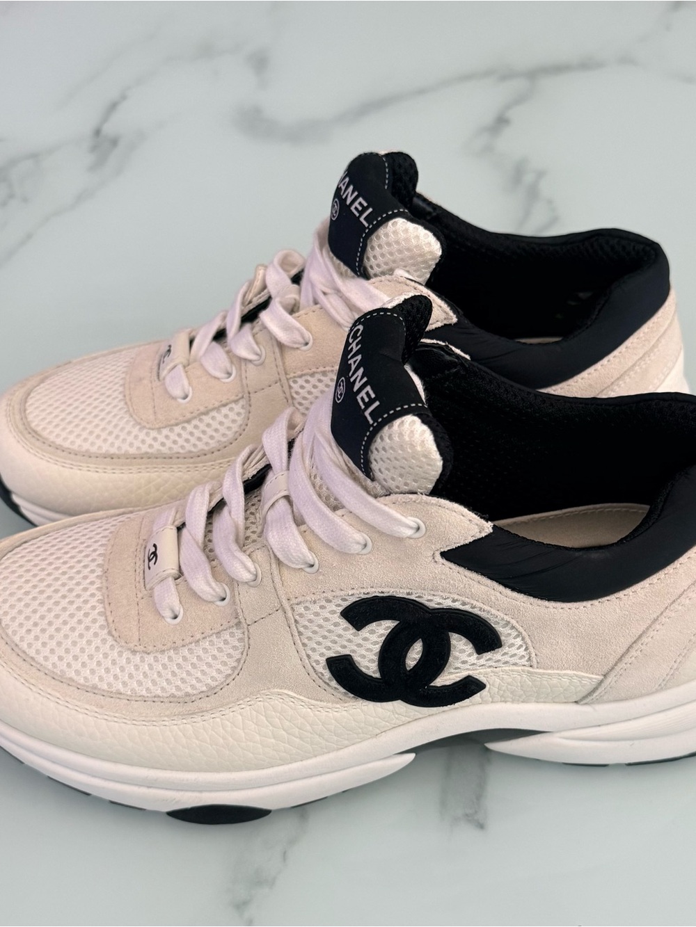 CHANEL White and Black CC Logo Sneakers - Picture 9 of 11
